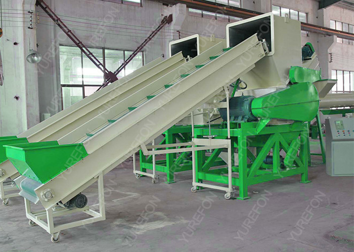 V Type Shaft Used Plastic Crusher Machine 37 KW Low Noise With WN Motor